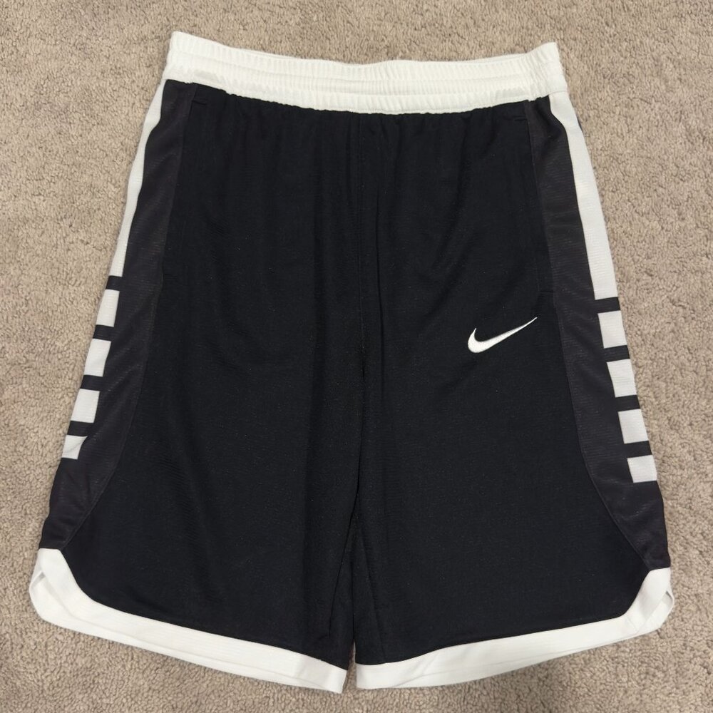 Nike Basketball Shorts Youth XL
